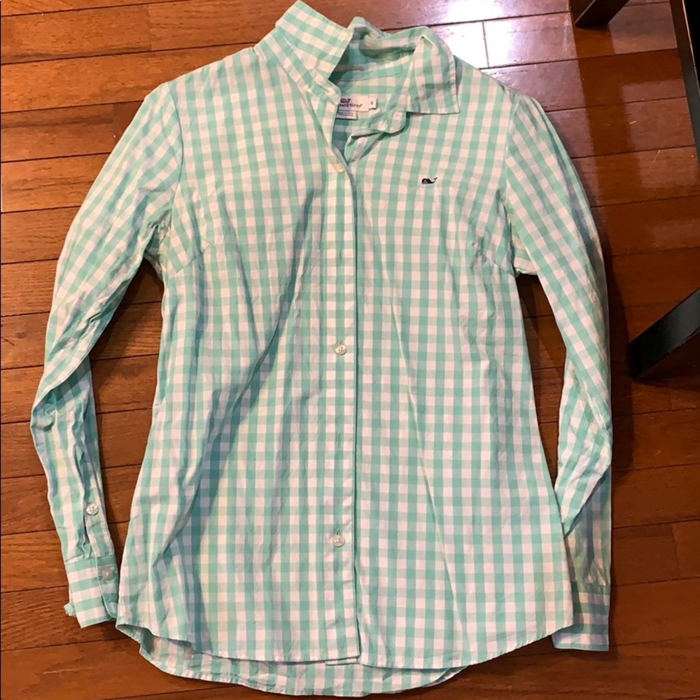 Vineyard Vines top